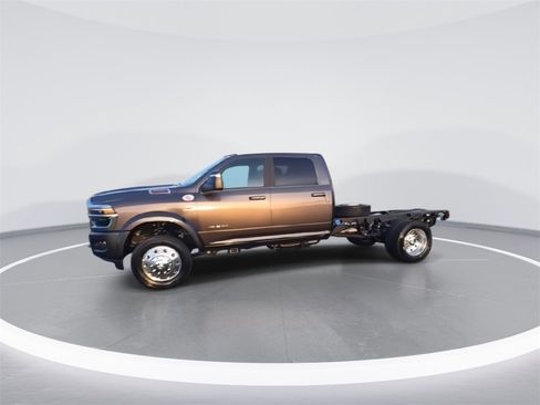 New 2026 RAM 4500 Tradesman w/ Laramie Trim Package image 4