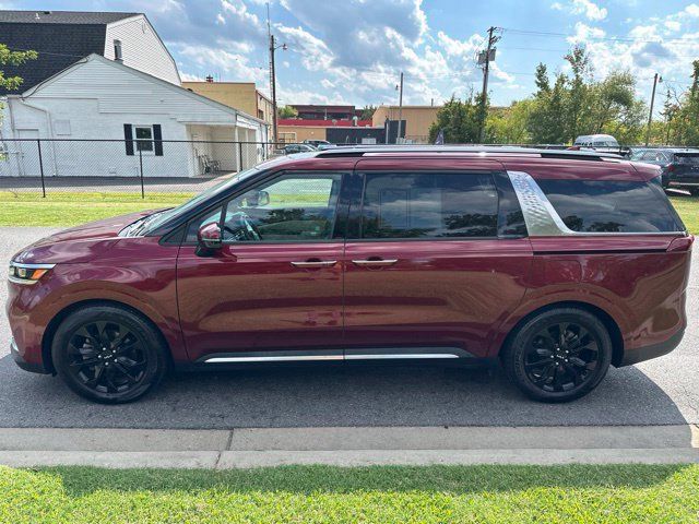 Certified 2024 Kia Carnival SX Prestige FWD image 28