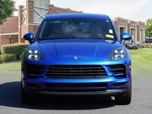 Used 2019 Porsche Macan AWD/4WD image 2