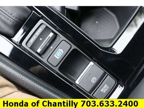 Certified 2025 Honda Accord EX-L image 17