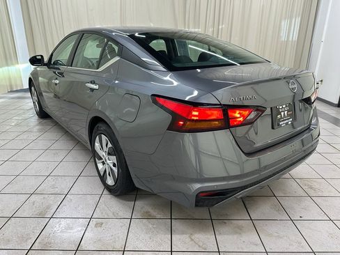 Used 2024 Nissan Altima 2.5 S image 8