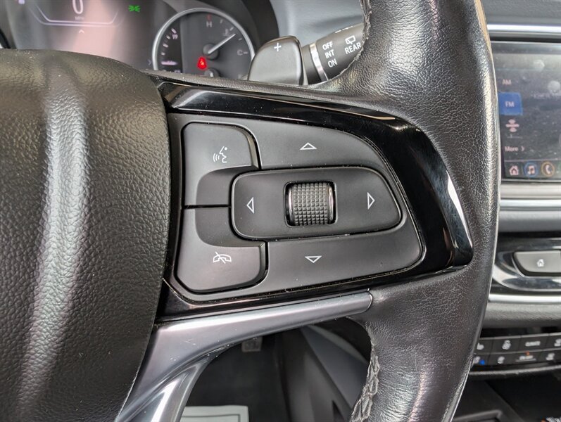 Used 2022 Buick Enclave Premium AWD/4WD image 22