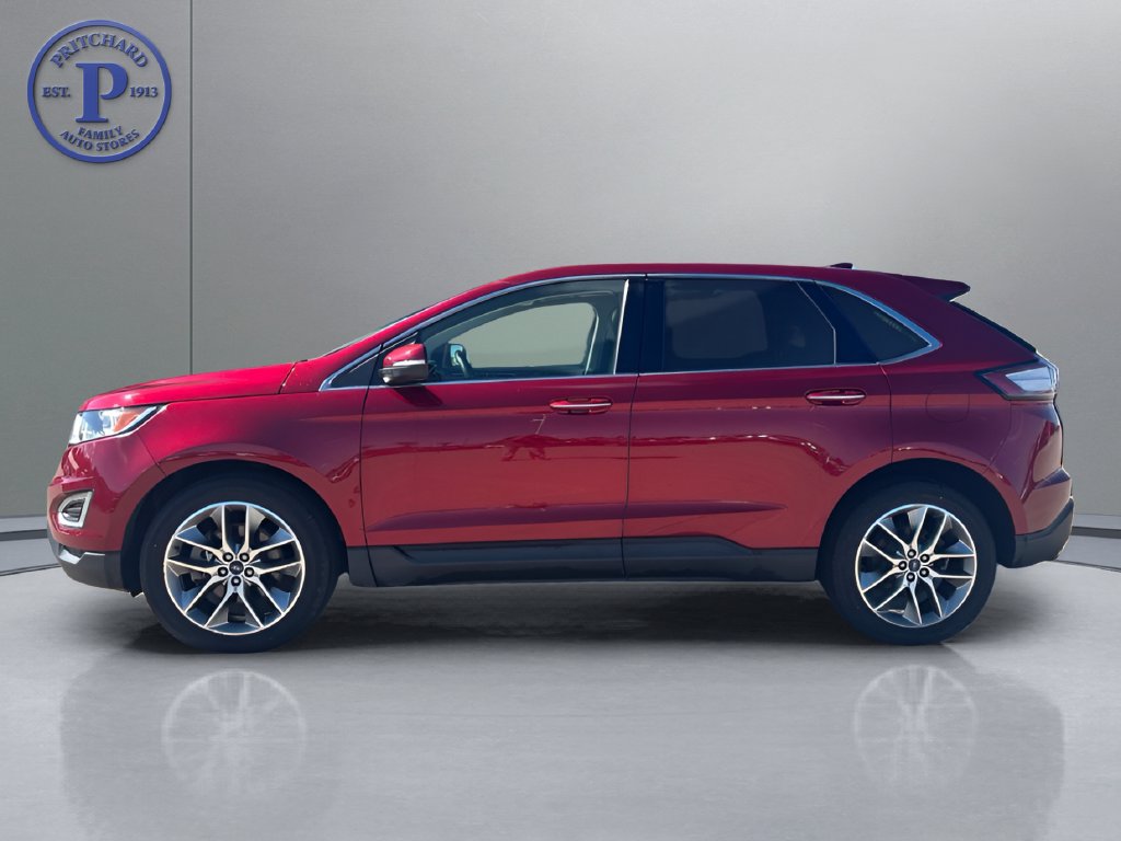 Used 2018 Ford Edge Titanium w/ Equipment Group 301A AWD/4WD image 4