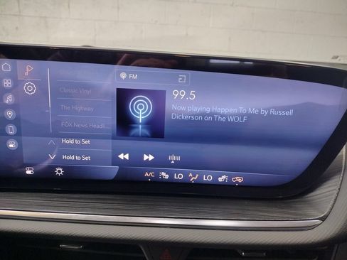 Used 2024 Buick Envision Preferred AWD/4WD image 32