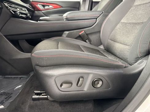 Used 2024 Chevrolet Traverse Z71 w/ Enhanced Driving Package AWD/4WD image 22