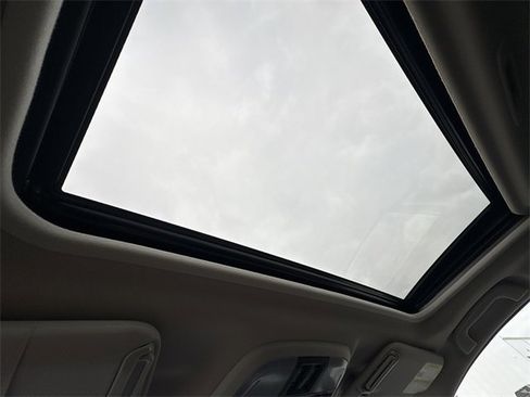 Used 2023 Subaru Crosstrek 2.5i Limited w/ Moonroof Package image 19