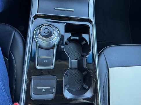 Certified 2019 Ford Edge SEL w/ Equipment Group 201A image 21