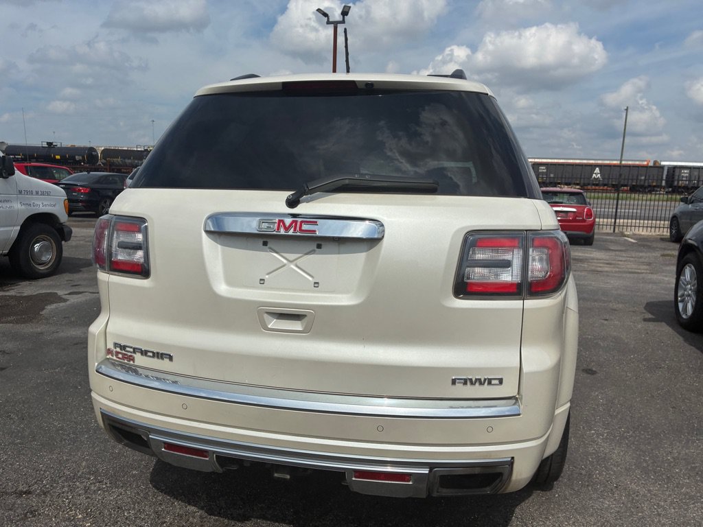 Used 2015 GMC Acadia Denali AWD/4WD image 18