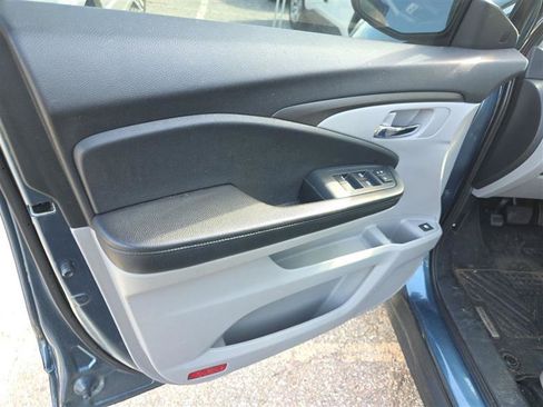 Used 2020 Honda Pilot EX image 7