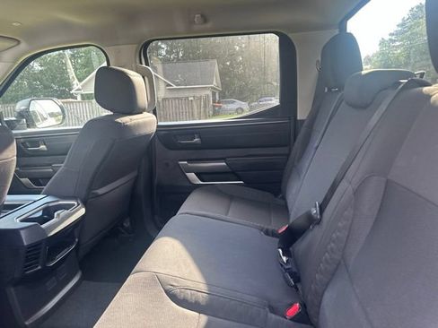 Used 2022 Toyota Tundra SR5 w/ Convenience Package RWD image 4