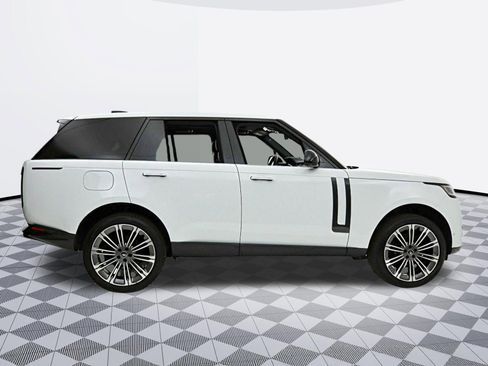 Used 2024 Land Rover Range Rover SE AWD/4WD image 16