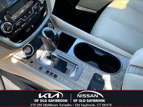 Used 2023 Nissan Murano SL w/ SL Moonroof Package image 18