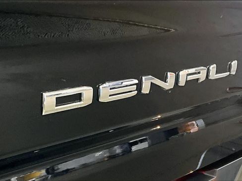 Used 2023 GMC Sierra 3500 Denali AWD/4WD image 10
