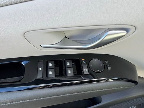 New 2026 Hyundai Tucson Limited AWD/4WD image 16