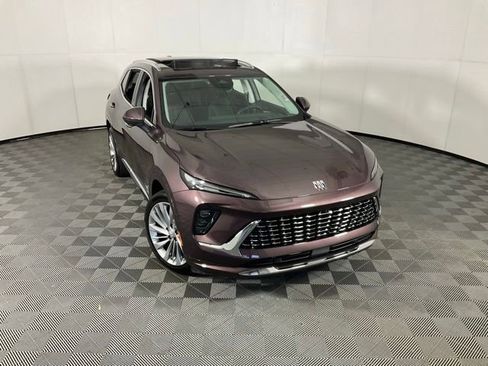 Used 2024 Buick Envision Avenir AWD/4WD image 45