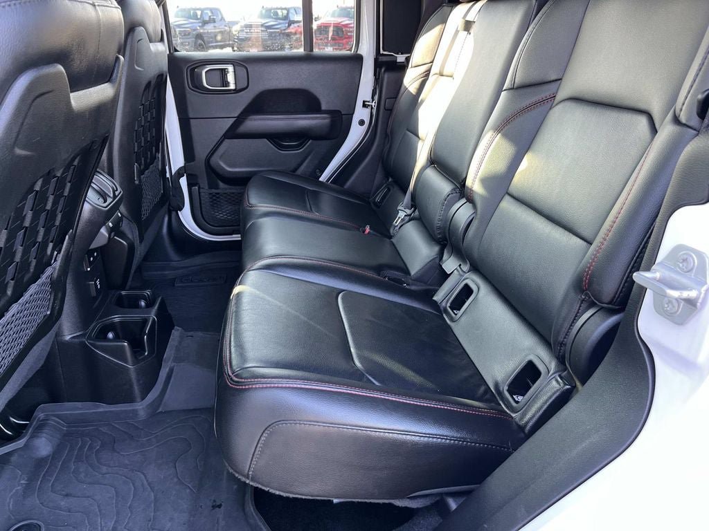 Used 2023 Jeep Gladiator Rubicon w/ Cold Weather Group AWD/4WD image 20