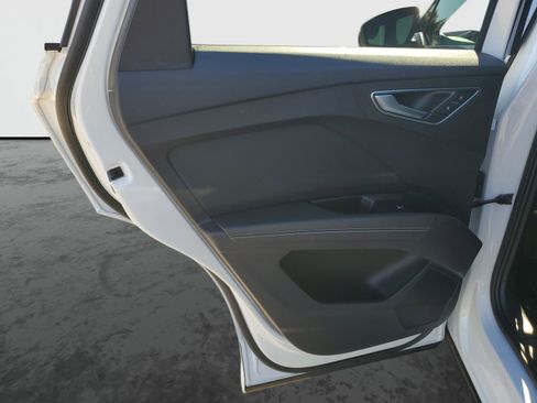 Used 2025 Audi Q4 e-tron Premium image 16