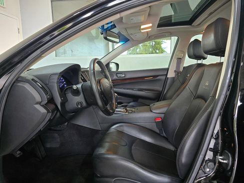 Used 2013 INFINITI G37 x Sedan w/ Premium Pkg AWD/4WD image 24