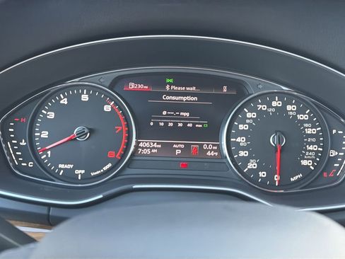 Used 2022 Audi Q5 2.0T Premium w/ Convenience Package image 17