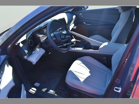 New 2026 Hyundai Elantra Limited FWD image 8