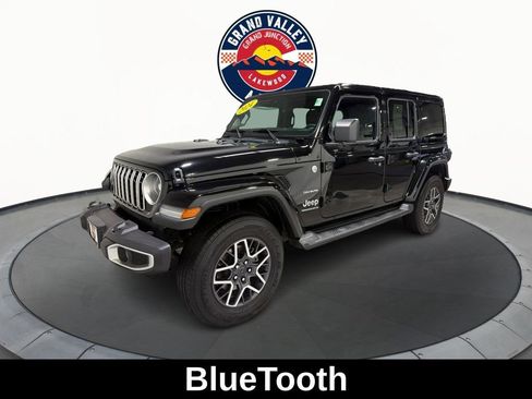 Used 2024 Jeep Wrangler Sahara image 3