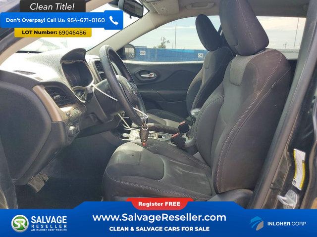 Used 2014 Jeep Cherokee Sport AWD/4WD image 9