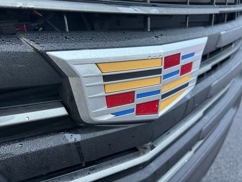 Used 2020 Cadillac Escalade Platinum image 31