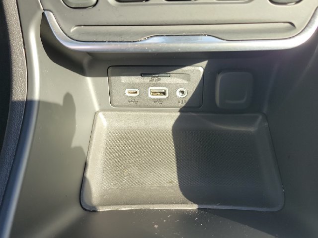Used 2020 GMC Terrain Denali w/ Denali Premium Package FWD image 24