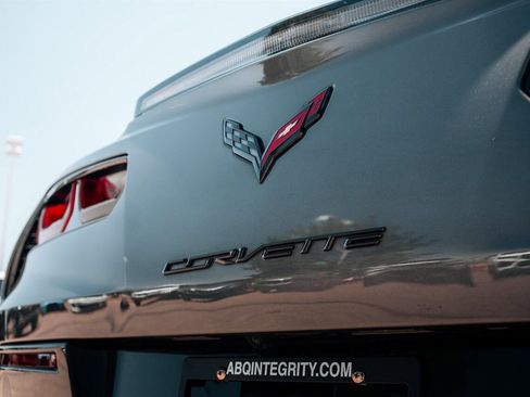 Used 2016 Chevrolet Corvette Stingray Coupe w/ Carbon Flash Badge Package RWD image 15
