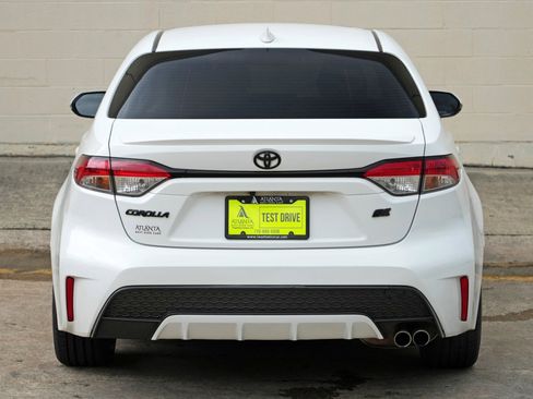 Used 2021 Toyota Corolla SE w/ SE Premium Package FWD image 46