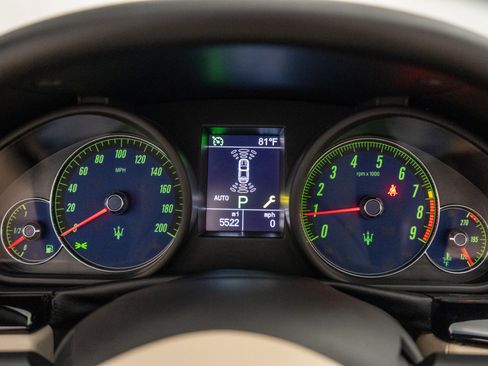 Used 2019 Maserati GranTurismo Sport RWD image 22