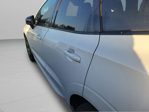 Used 2020 Volvo XC60 T5 R-Design image 19