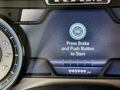 Used 2021 RAM 1500 Limited image 12