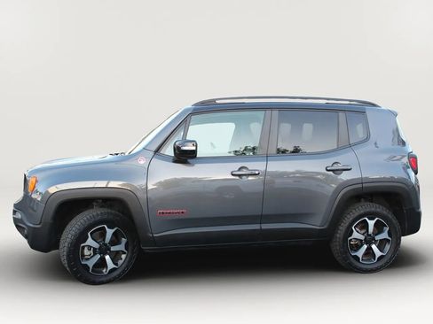 Used 2022 Jeep Renegade Trailhawk image 2