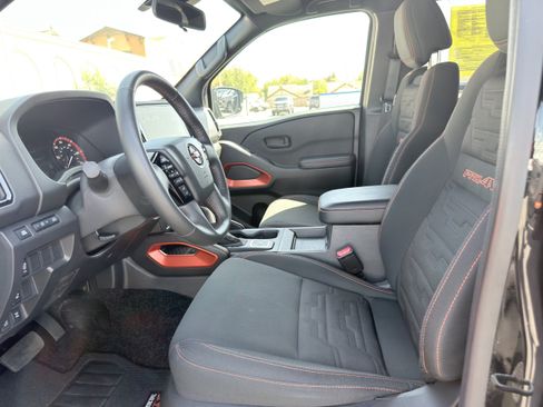 Used 2026 Nissan Frontier PRO-4X AWD/4WD image 22