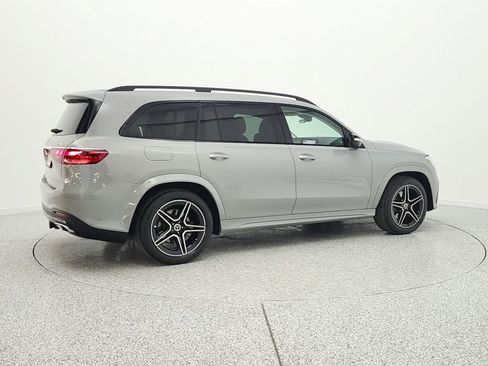 Certified 2024 Mercedes-Benz GLS 450 4MATIC image 5