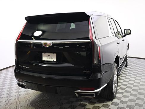 Certified 2023 Cadillac Escalade Premium Luxury image 6