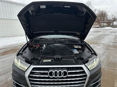 Used 2017 Audi Q7 3.0T Prestige w/ Prestige Package image 11