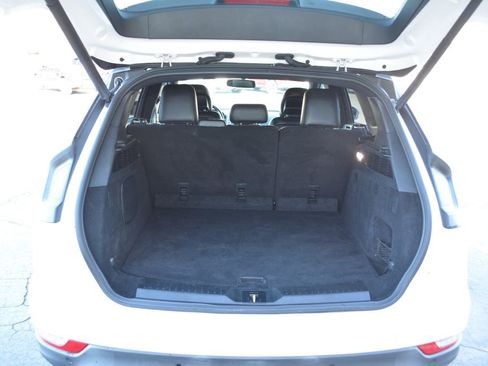 Used 2019 Lincoln MKC Select w/ Select Plus Package image 10