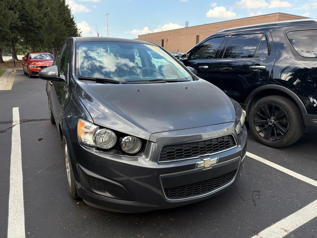 Used 2012 Chevrolet Sonic LT FWD image 5