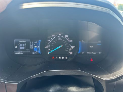 Used 2022 Ford Edge SE AWD/4WD image 6