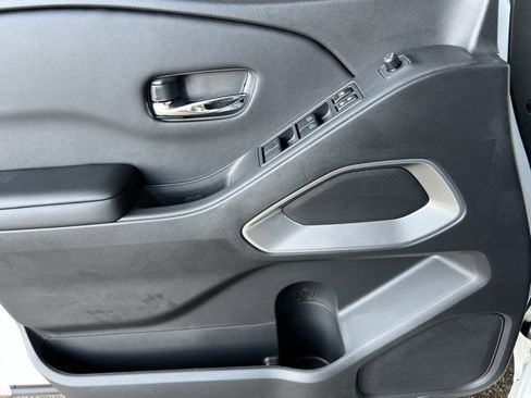 New 2026 Nissan Frontier SV w/ Tow Package image 19