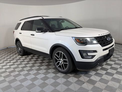 Used 2016 Ford Explorer Sport w/ Equipment Group 401A AWD/4WD image 1