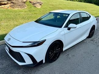 Used 2025 Toyota Camry SE FWD video 2