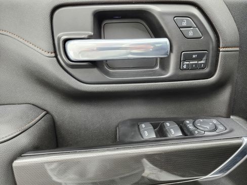 Used 2022 GMC Sierra 2500 AT4 w/ AT4 Premium Plus Package image 48