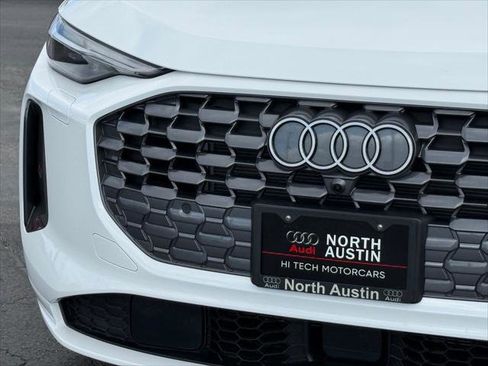 Certified 2025 Audi Q5 Premium Plus w/ Premium Plus AWD/4WD image 4