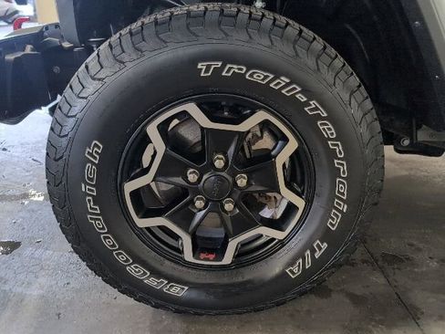 Used 2020 Jeep Gladiator Rubicon AWD/4WD image 25