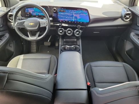 Used 2024 Chevrolet Blazer EV LT AWD/4WD image 19