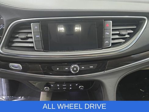 Used 2024 Buick Enclave Essence w/ Experience Buick Package AWD/4WD image 20
