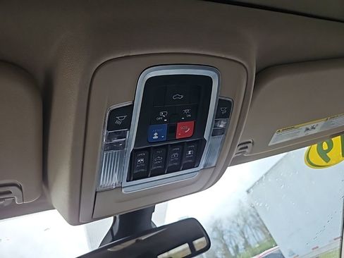 Used 2019 RAM 1500 Laramie image 21